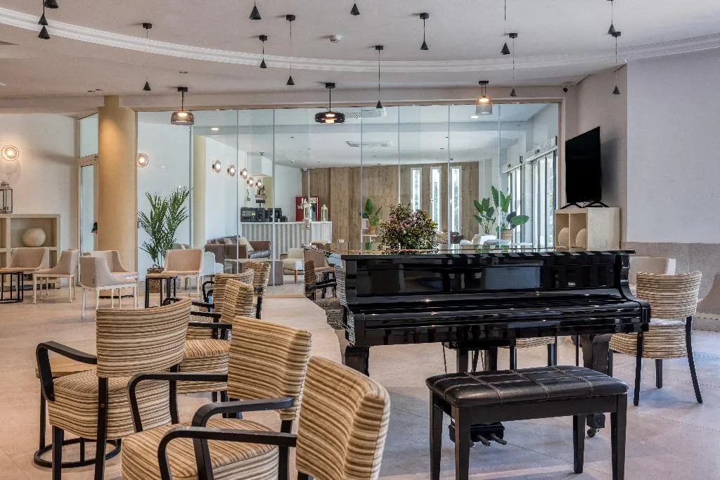 Bar, Ohtels Gran Hotel Almeria, Costa Almeria