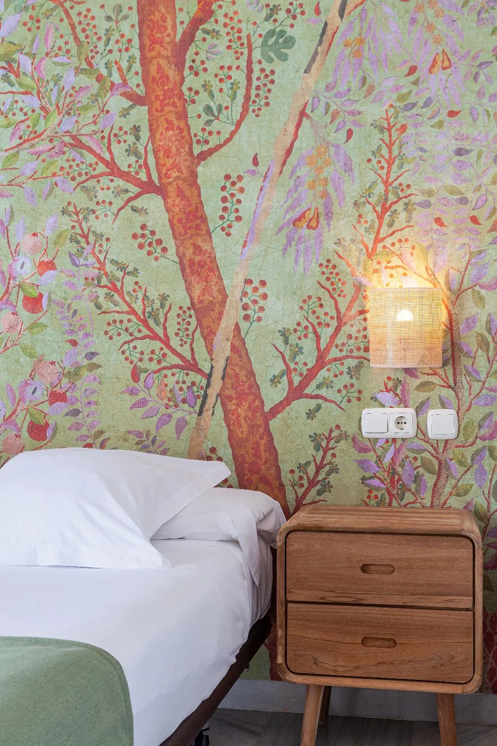 Room, Duque de Najera, Costa De La Luz