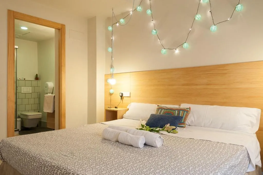 Room, The Nomad Hostel, Seville