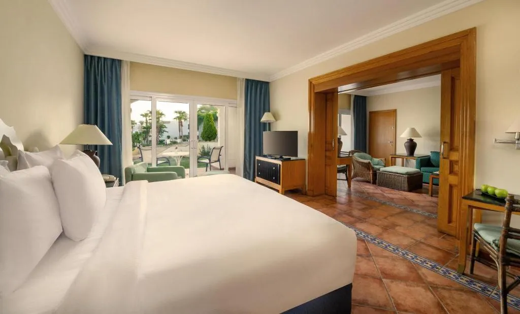 JUNIOR SUITE QUEEN SIZE BED Room, JAZ Sharm Dreams, Red Sea Riviera