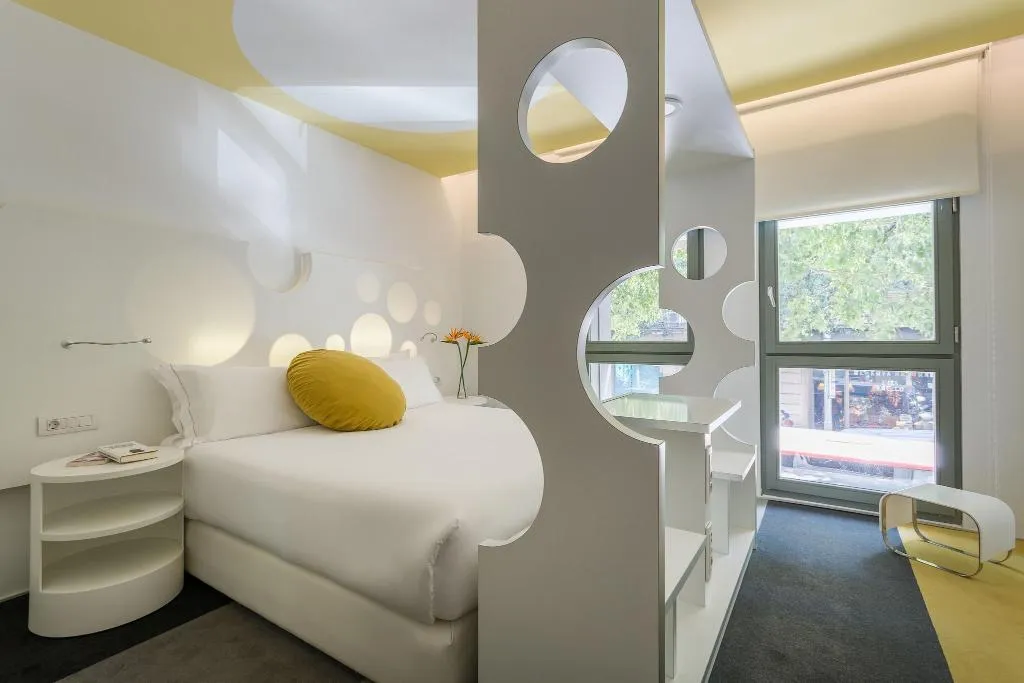 DOUBLE DELUXE Room, Room Mate Pau, Barcelona, Barcelona