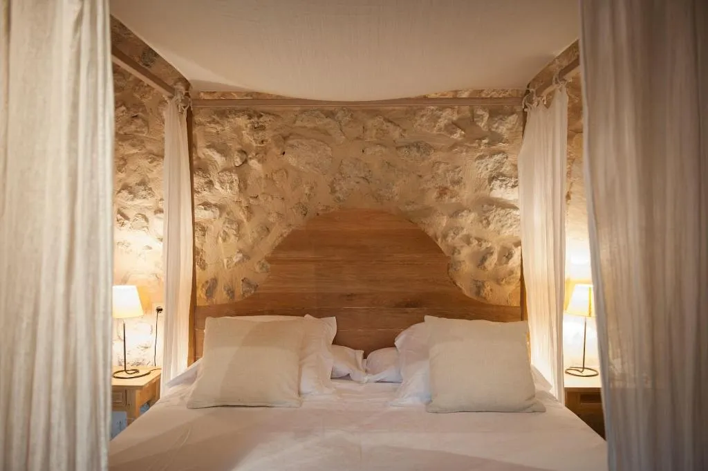 Room, Monnaber Vell, Majorca