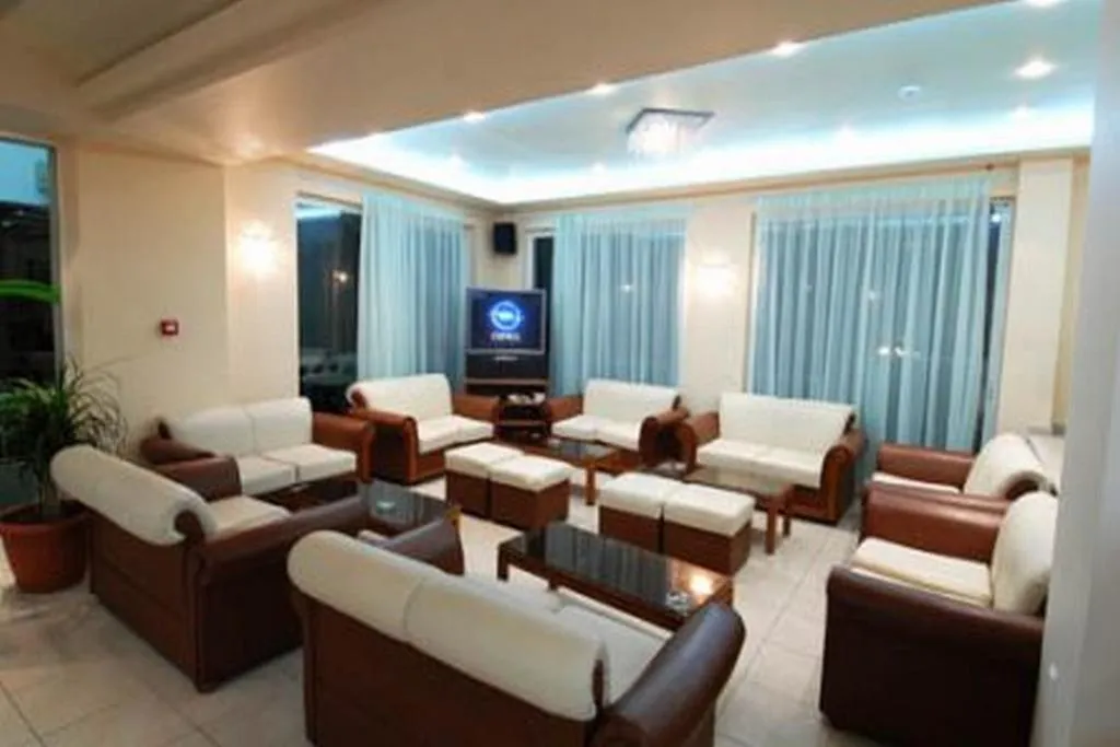 Lobby, Commodore, Zante
