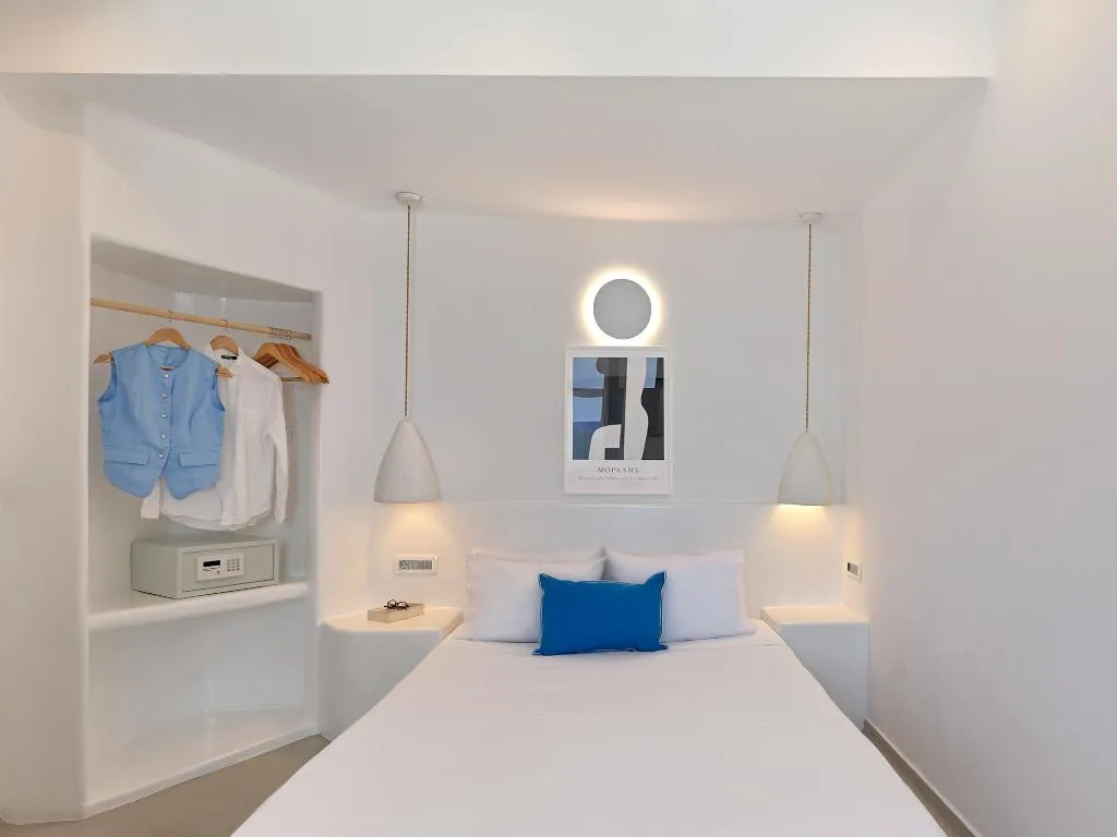 DOUBLE Accessible Room, Tatakis Design Hotel, Fira, Santorini