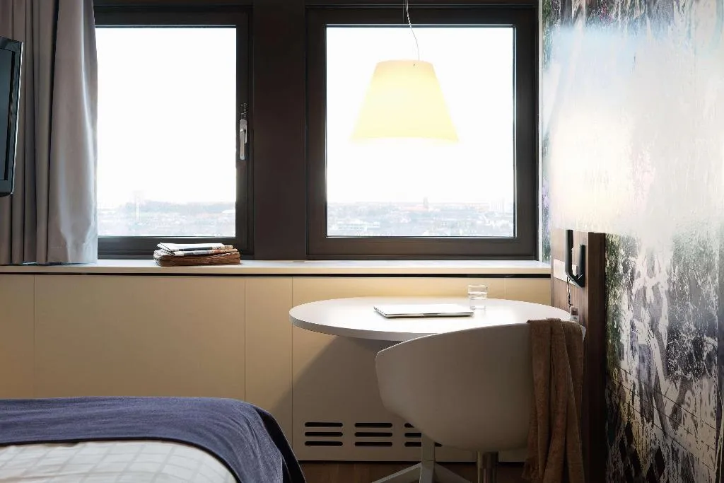 DOUBLE QUEEN SIZE BED Room, Scandic Copenhagen, Copenhagen