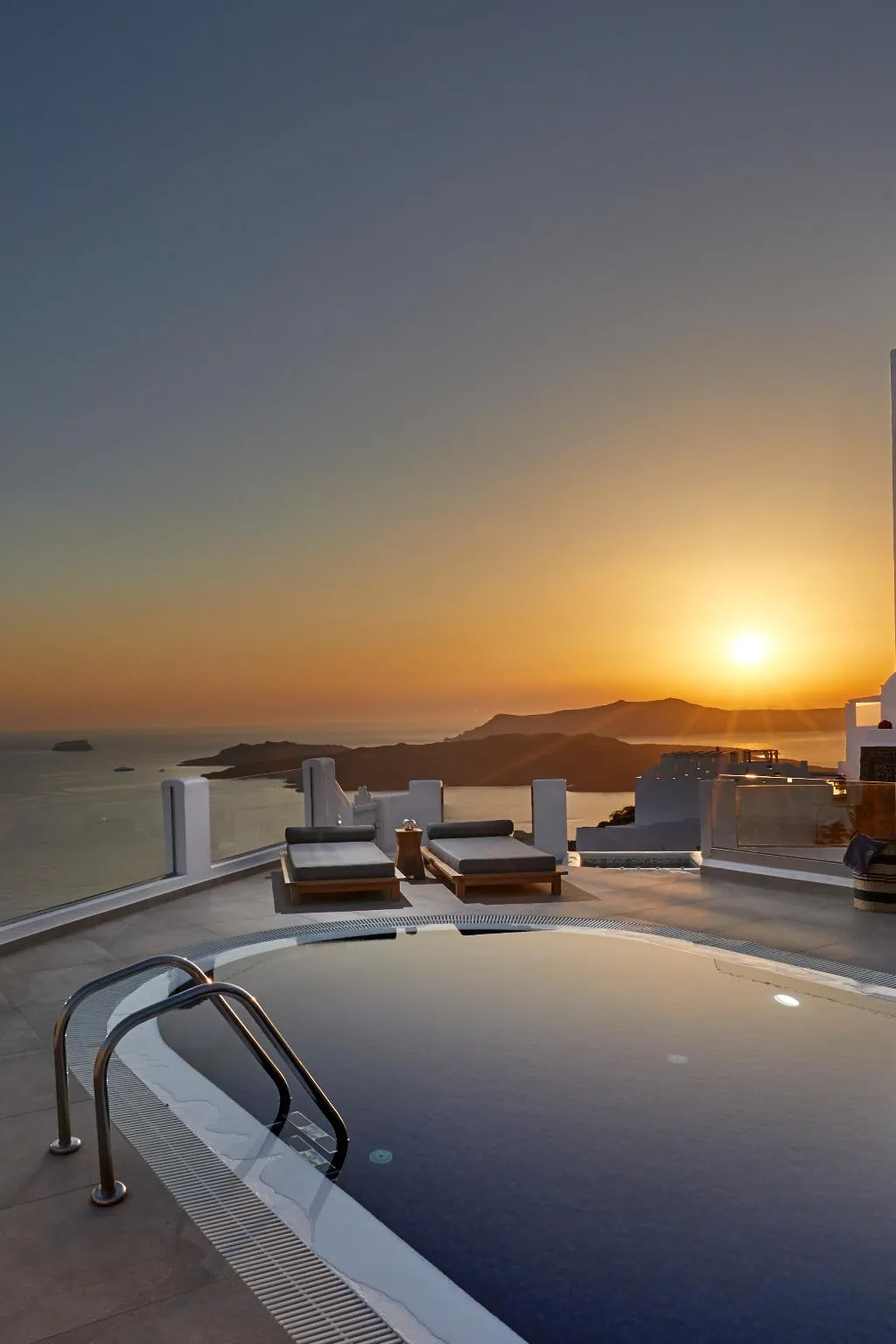 VILLA WITH PRIVATE POOL Room, Celestia Grand, Santorini