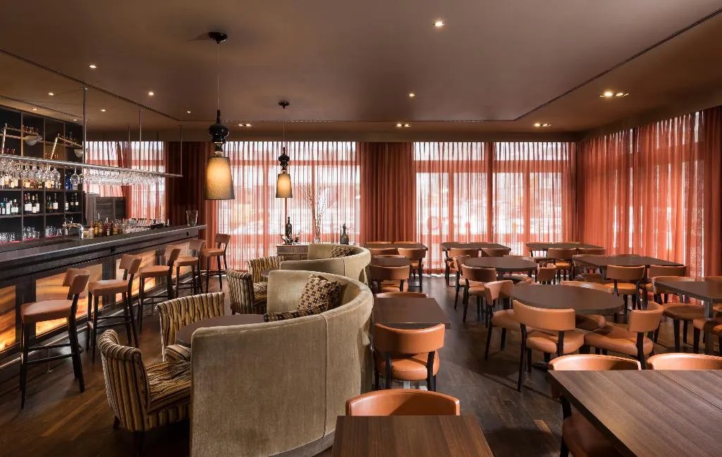 Restaurant, Adina Apartment Hotel Berlin Checkpoint Charlie, Berlin