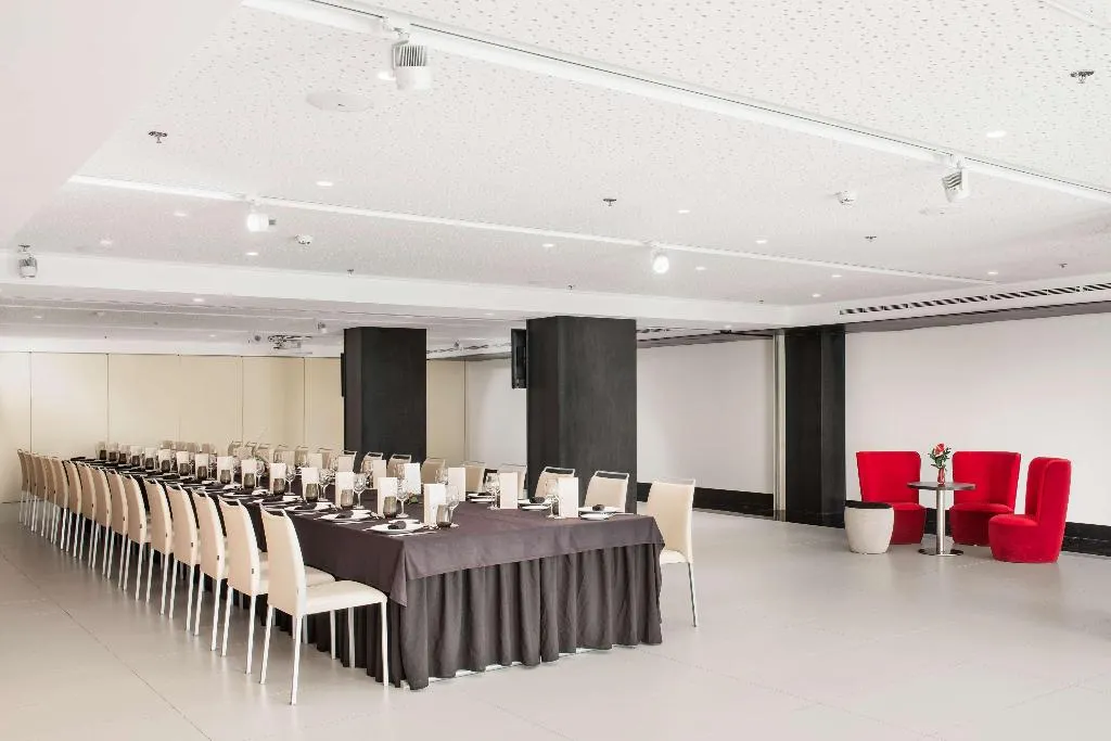 Conferences, NH Collection Barcelona Gran Hotel Calderón, Barcelona