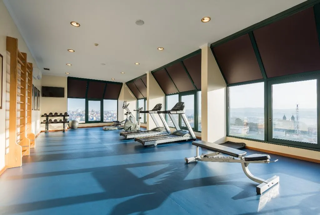 Sports and Entertainment, Vila Gale Porto, Porto