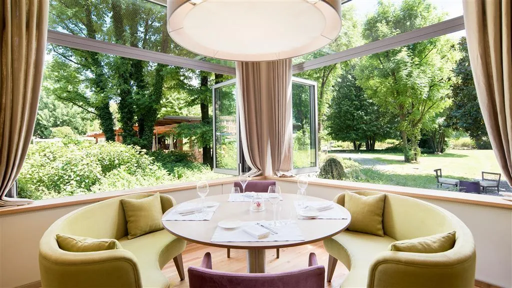 Restaurant, Sheraton Lake Como, Milan