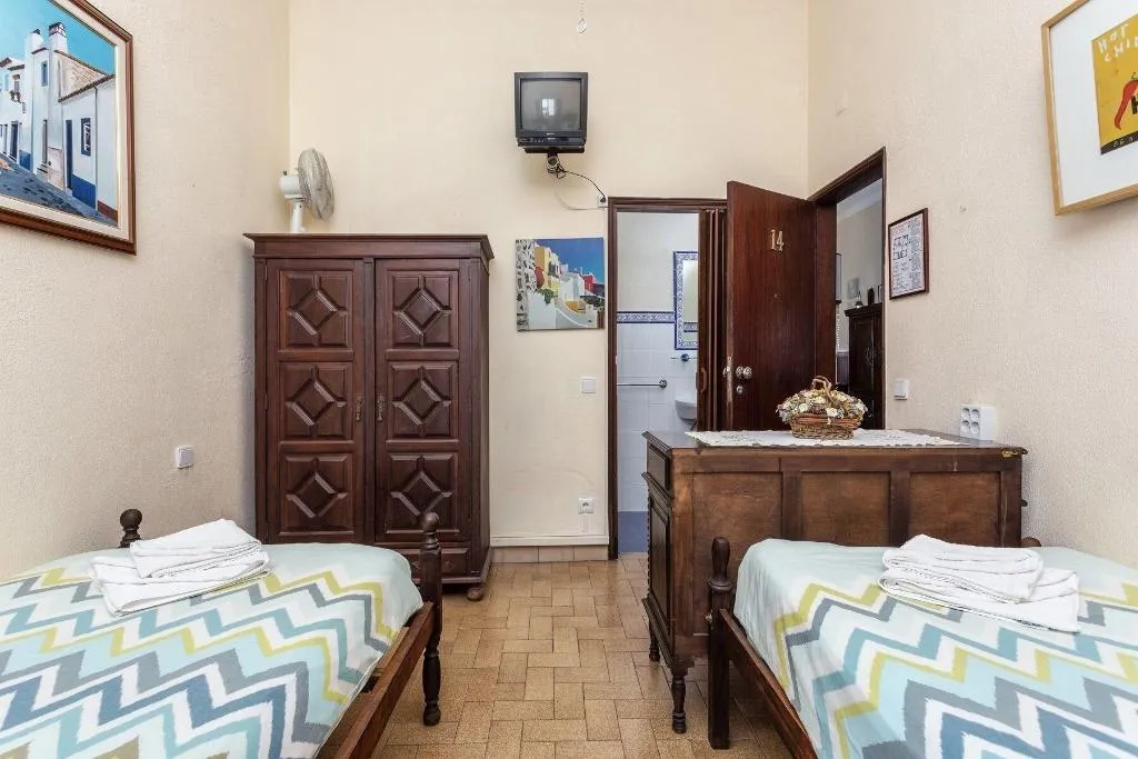 Room, Pension Bicuar, Algarve