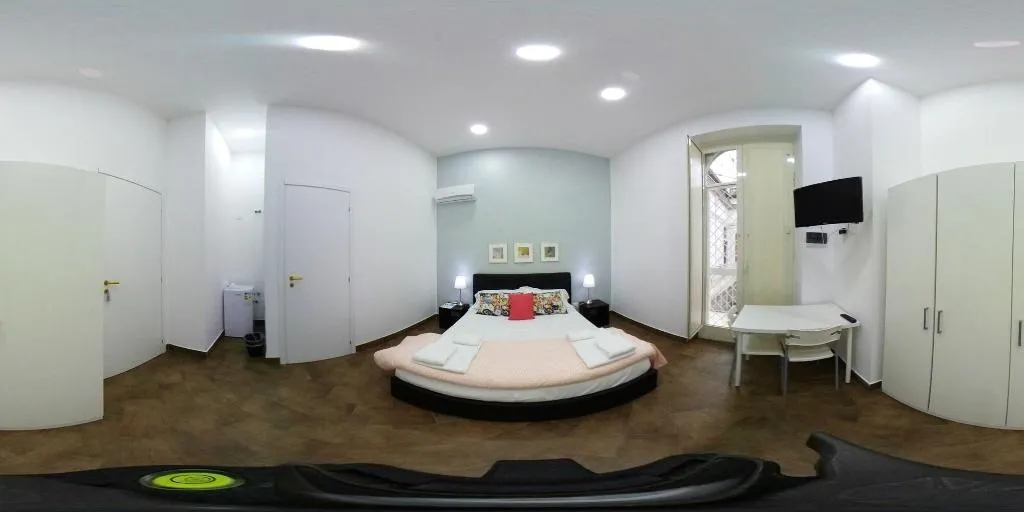 Room, Boutique Toledo, Naples