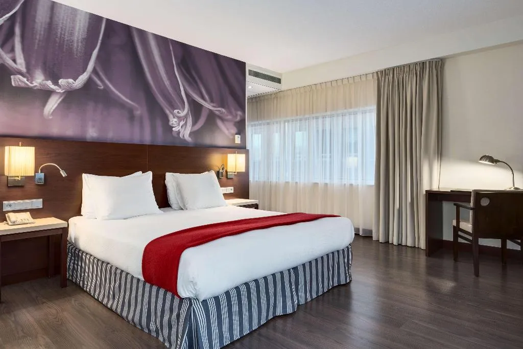 DOUBLE SUPERIOR Room, NH Amersfoort, Amsterdam