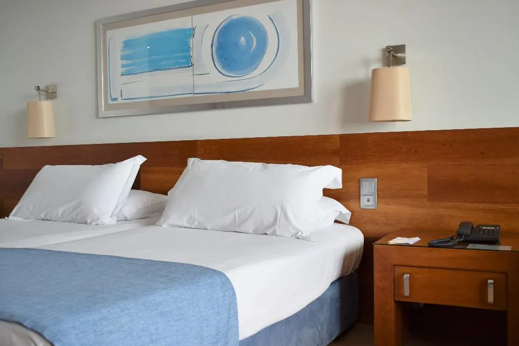 DOUBLE SINGLE USE CLASSIC SEA VIEW Room, Madeira Regency Cliff, Madeira