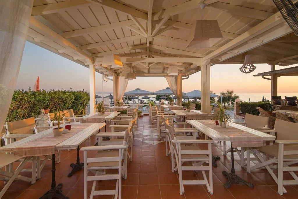 Restaurant, Assano Sea Front Luxury, Thessaloniki
