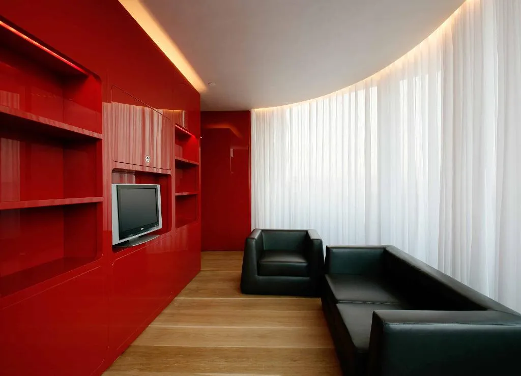 JUNIOR SUITE STANDARD Room, Puerta America Madrid, Madrid