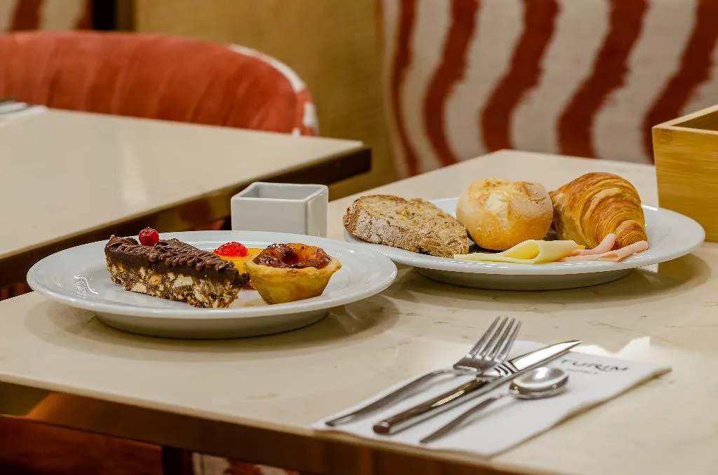 Restaurant, Turim Lisboa Hotel, Lisbon