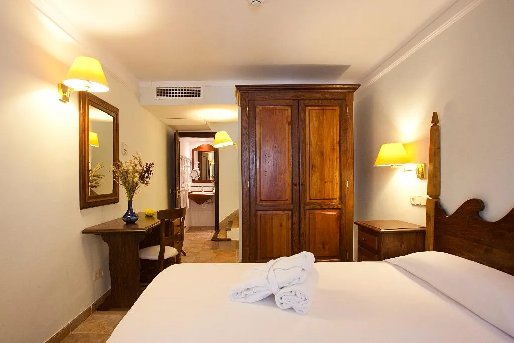 DOUBLE DUPLEX Room, Cala Sant Vicenç - ADULTS ONLY, Majorca