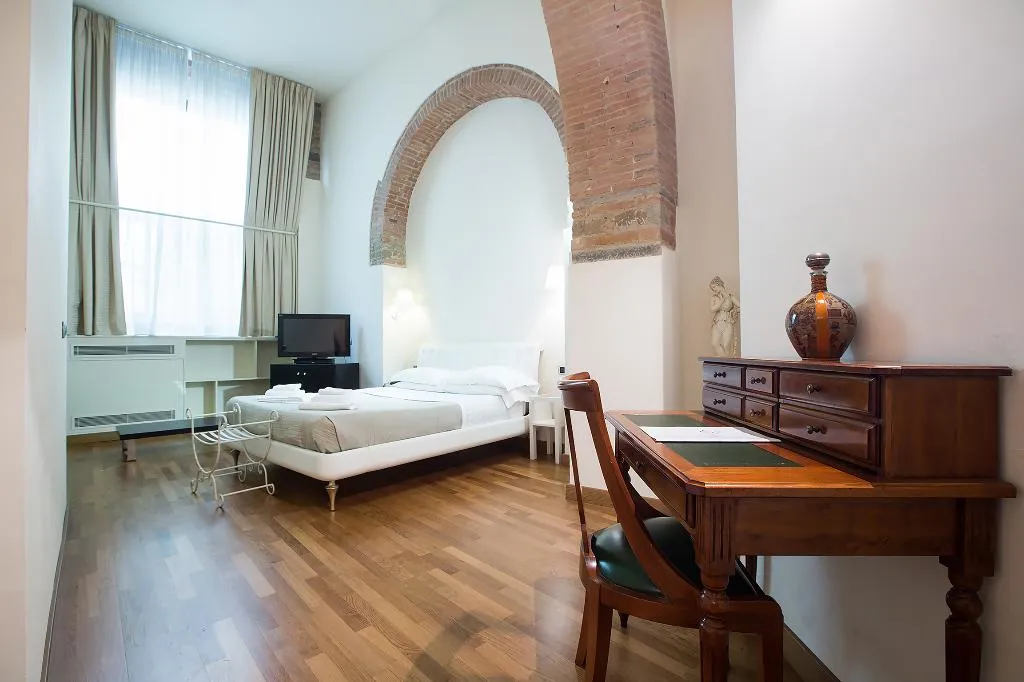 JUNIOR SUITE STANDARD Room, Relais Hotel Centrale, Florence