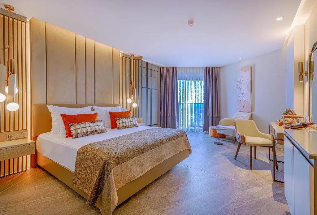 DOUBLE SUPERIOR LAND VIEW Room, Kirman Calyptus Hotel, Antalya