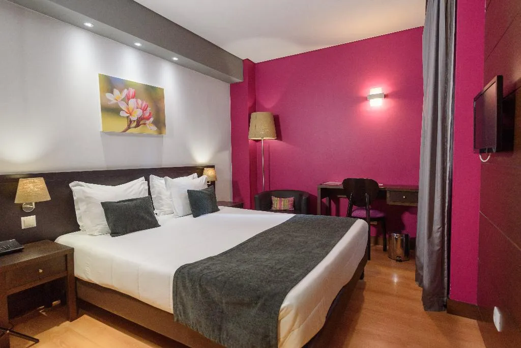 DOUBLE CLASSIC DOUBLE BED Room, Hotel Luena, Lisbon