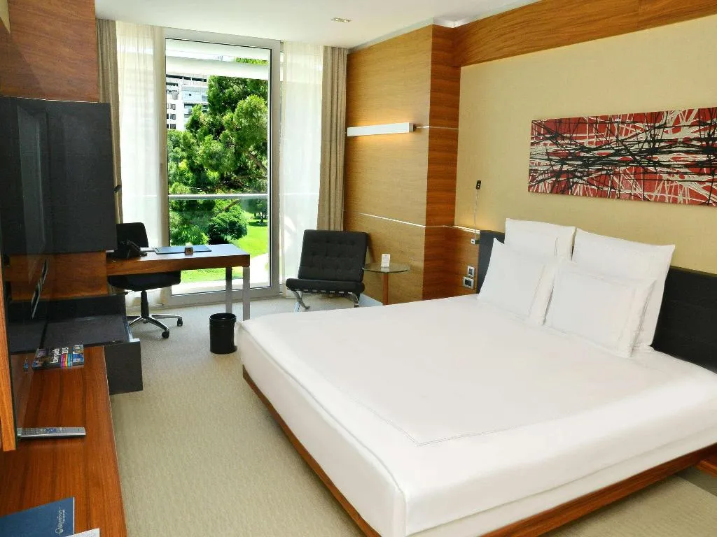 Room CLASSIC KING BED Room, Swissotel Buyuk Efes Izmir, Izmir