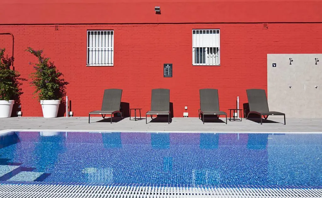 Pool, Catalonia Hispalis, Seville