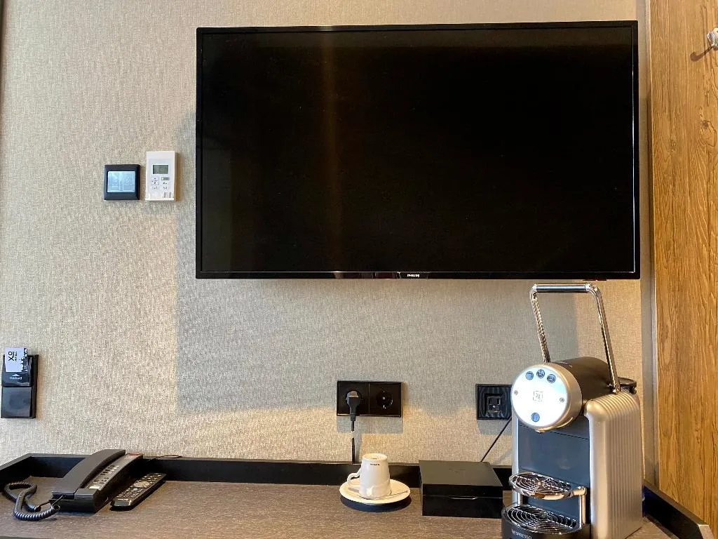 SINGLE STANDARD Room, Xo Hotels Infinity, Amsterdam