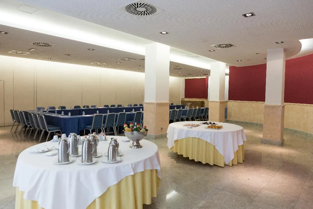 Conferences, Mas Camarena, Valencia