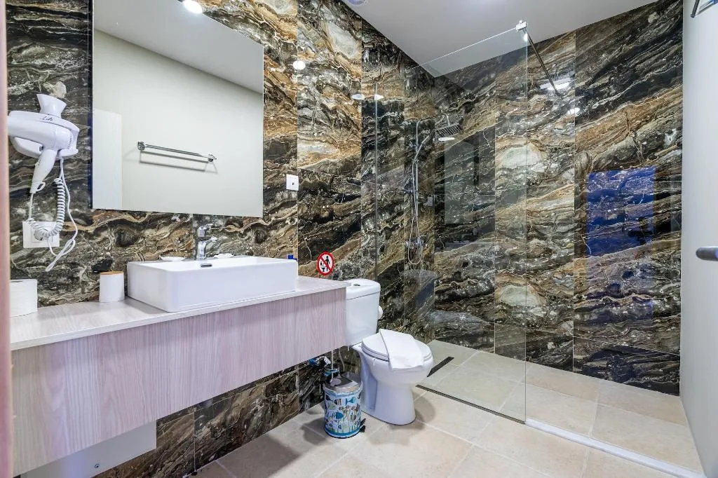 Room, Bamboo Suites, Rhodes