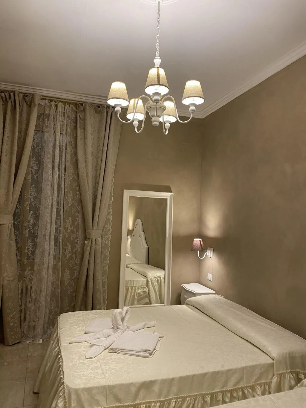 Room, Boutique Hotel Calais Milano, Milan