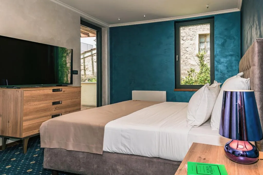 Room, Armerun Heritage Hotel & Residences, Split