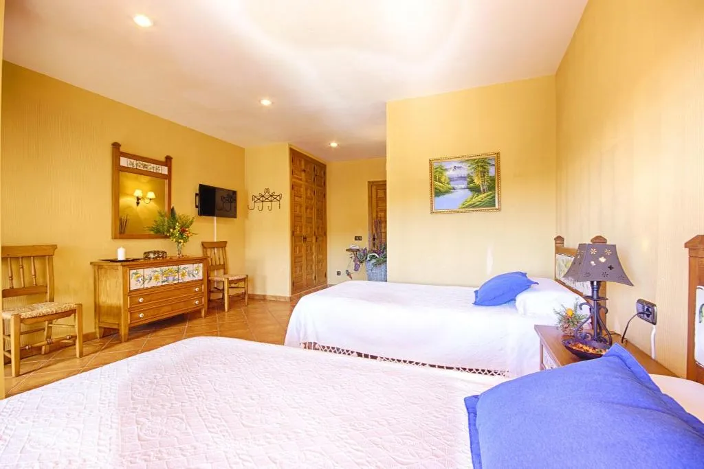 Room, Hotel Rural Sierra Tejeda, Andalucia