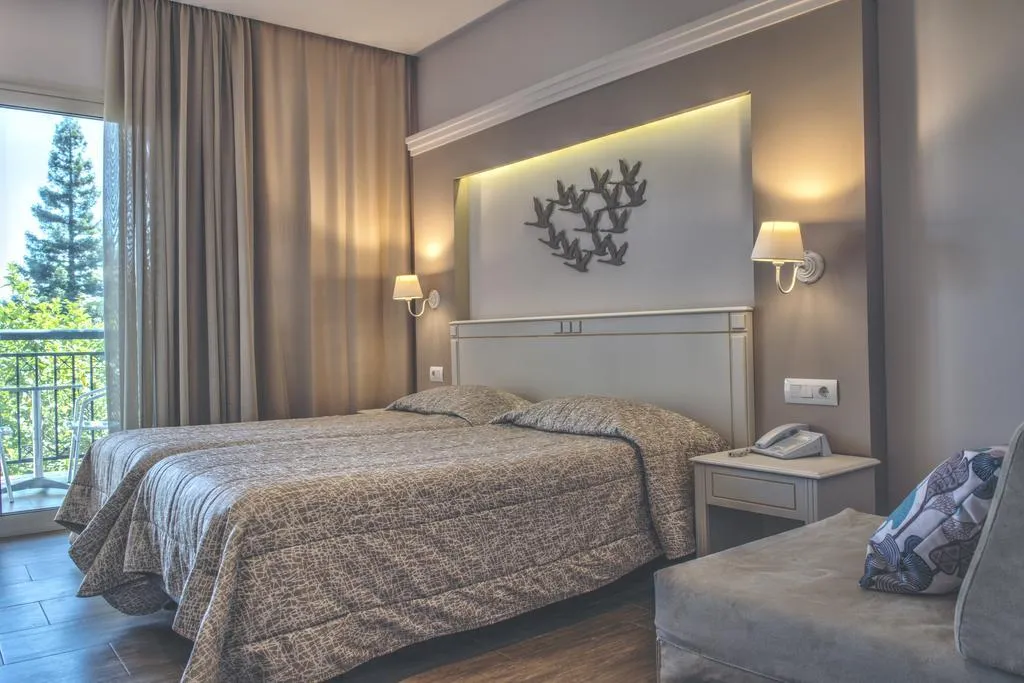 Double or Twin POOL VIEW Room, Delfinia, Corfu