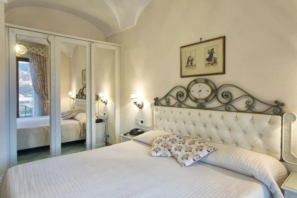 Room, Hotel Tritone Resort & Spa, Naples
