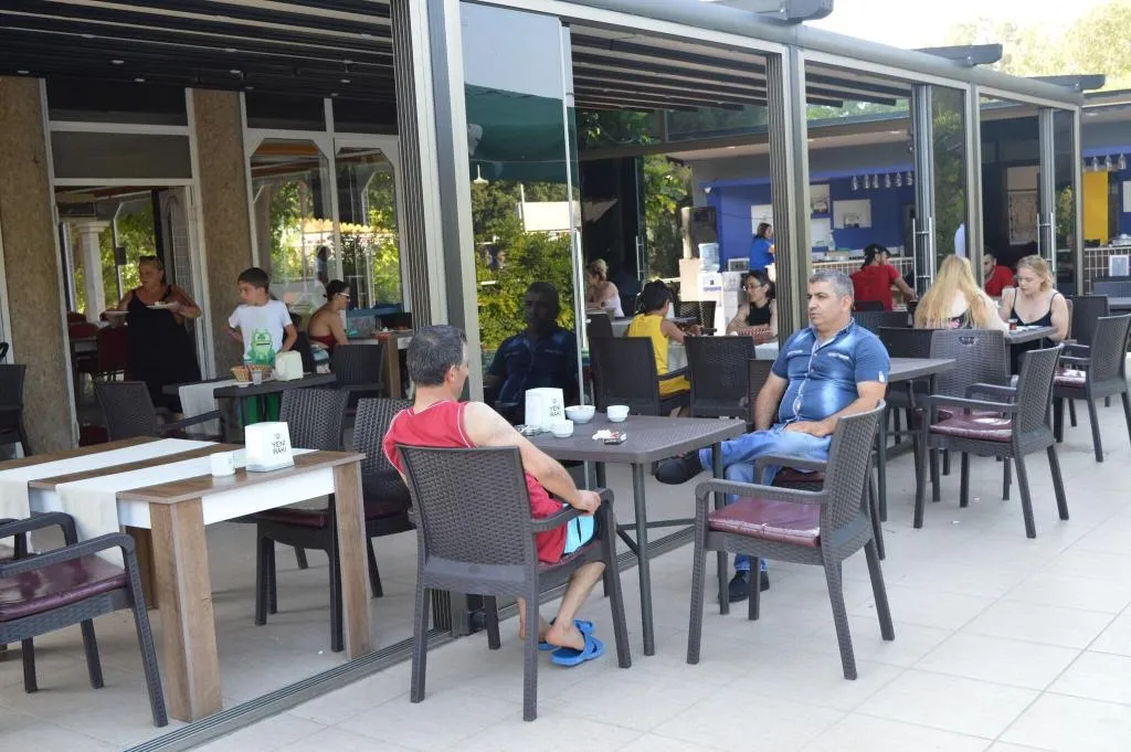 Terrace, Selinus Beach Club Hotel, Antalya