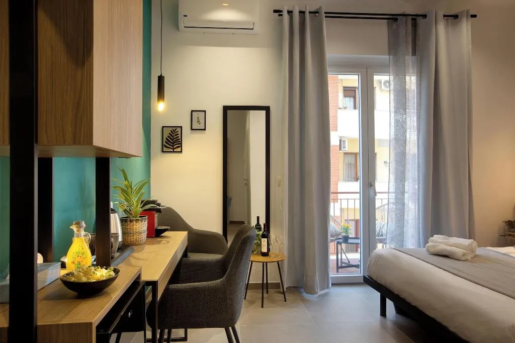 Room, Mare Fuori Rooms, Naples