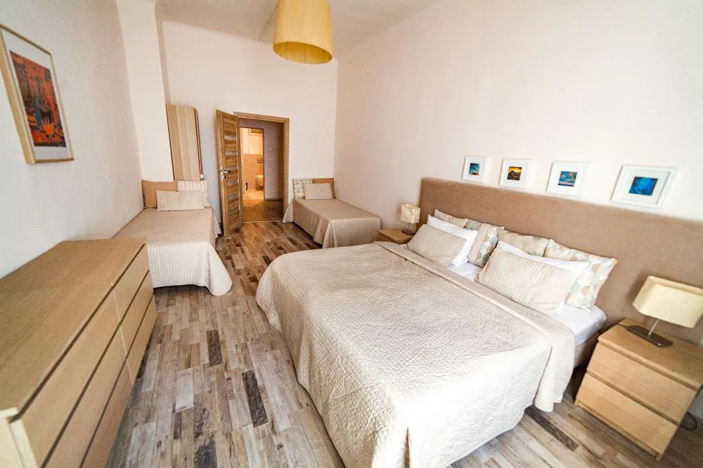 APARTMENT TWO BEDROOMS Room, Lounge Apartments, Krakow
