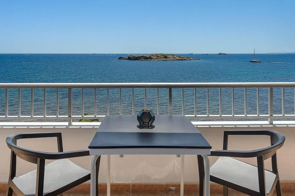 Terrace, Vibra Jabeque Dreams Apartamentos, Ibiza
