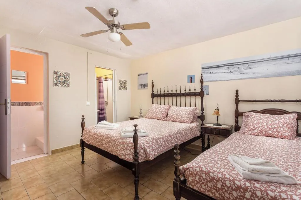 Room, Pension Bicuar, Algarve