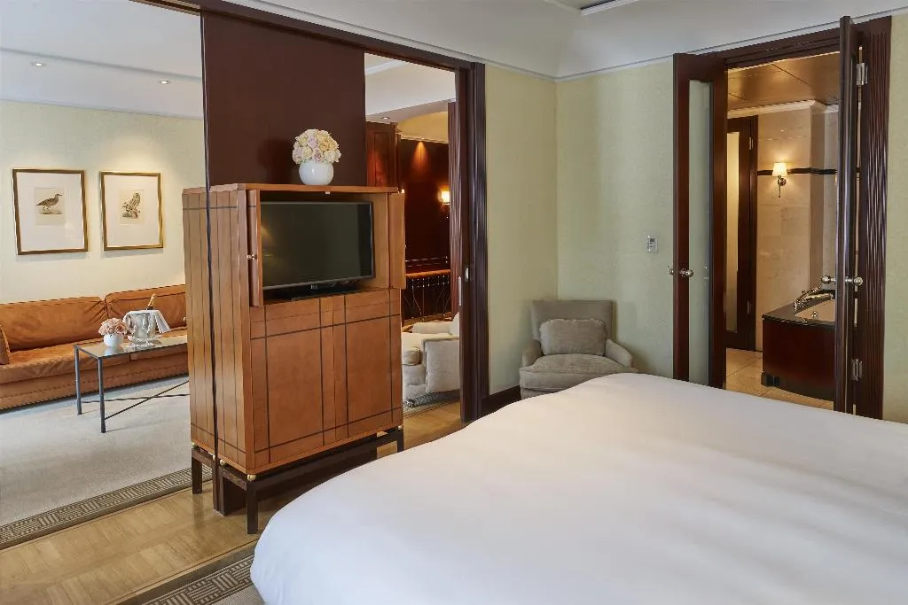 Room EXECUTIVE Room, Adlon Kempinski Berlin, Berlin