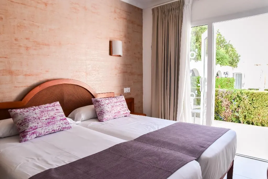 Double or Twin CAPACITY 2 Room, Hotel D'Or, Majorca