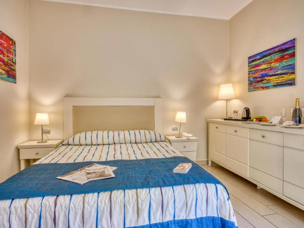 DOUBLE WITH BALCONY Room, Ariston and Palazzo Santa Caterina, Taormina