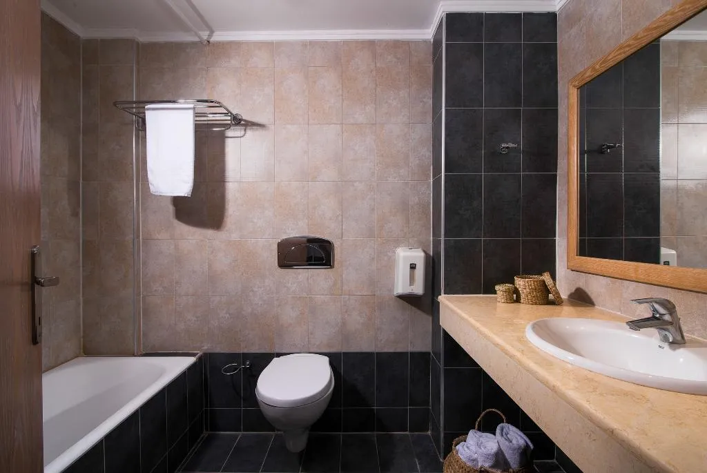 Double or Twin POOL VIEW Room, Alexandros Palace Hotel & Suites, Halkidiki