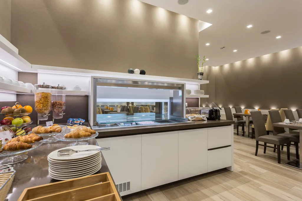 Restaurant, Mistral, Milan
