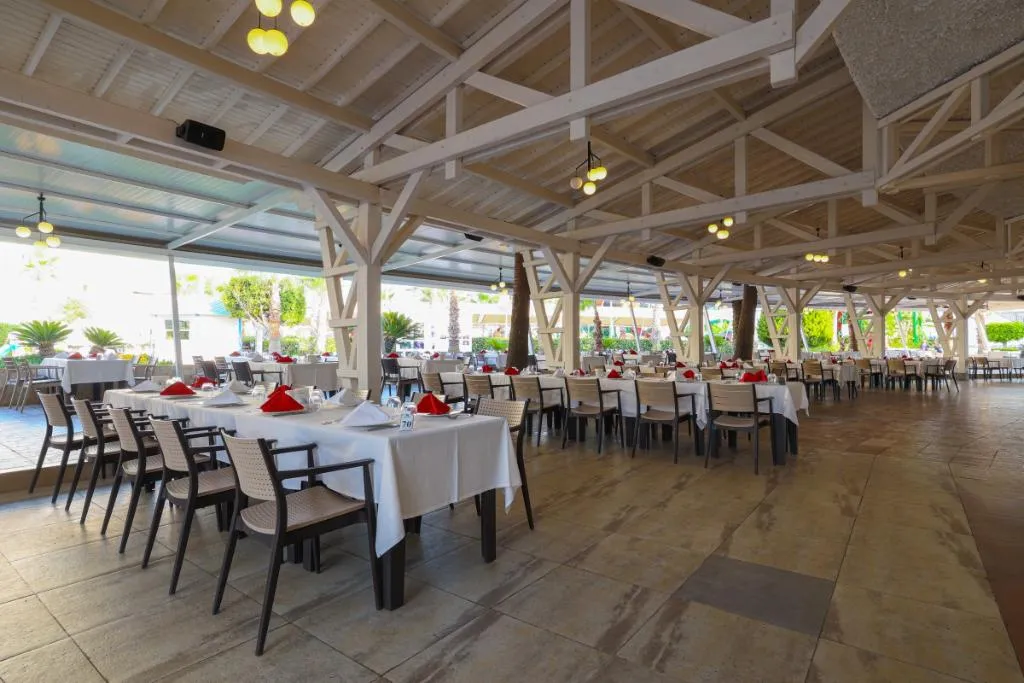 Restaurant, Crystal Admiral Aqua Collection, Antalya