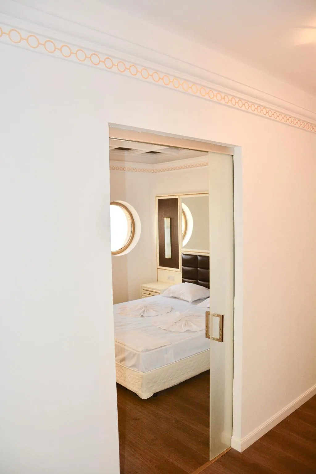 APARTMENT TWO BEDROOMS ONE BATHROOM Room, Golden Rainbow, Bourgas