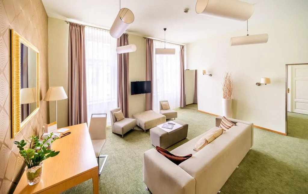 SUITE DELUXE Room, Grandium Hotel Prague, Prague