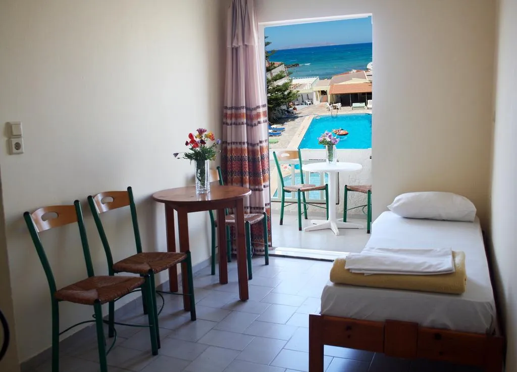 Room, Haris Apartments, Crete