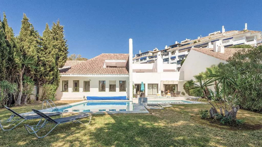 VILLA STANDARD Room, Villa Marina Puerto Banus, Costa Del Sol